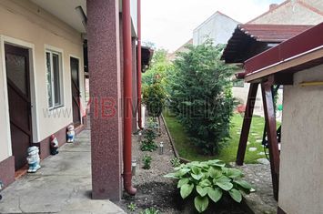 Casă individuală | 176 mp utili | 2 locuințe în curte | Teren 327 mp/ zona Cetatii anunturi imobiliare Timis