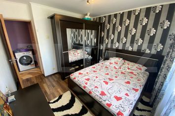 Apartament 3 camere de vanzare AMPOI 3 - Alba anunturi imobiliare Alba