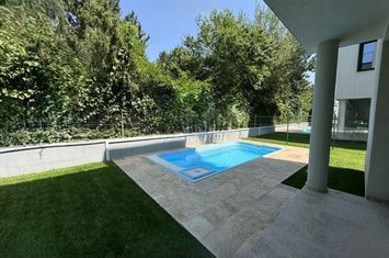 Vila moderna cu piscina, complex rezidential, Pipera anunturi imobiliare Bucuresti