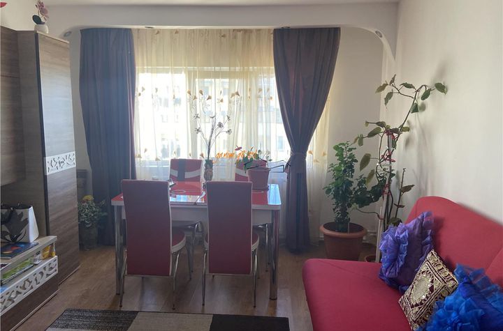 Apartament 2 camere de vanzare CENTRAL - Vrancea anunturi imobiliare Vrancea