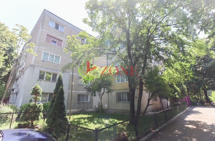 Apartament 3 camere de vanzare BERCENI - Bucuresti anunturi imobiliare Bucuresti