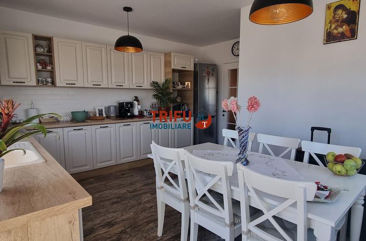 Casă - 5 camere de vanzare CENTRAL - Alba anunturi imobiliare Alba