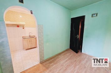 270EURO-Apartament 3 camere nedecomandat de inchiriat NEMOBILAT zona Tatarasi anunturi imobiliare Iasi