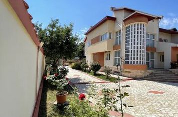 Vilă - 7 camere de vanzare OVIDIU - Constanta anunturi imobiliare Constanta