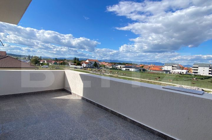 Apartament 3 camere de vanzare SEBES - Alba anunturi imobiliare Alba