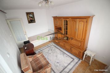 Garsoniera Zona S-uri Etaj 3 !! anunturi imobiliare Olt