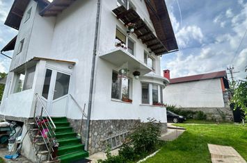 Vilă - 8 camere de vanzare ZARNESTI - Brasov anunturi imobiliare Brasov