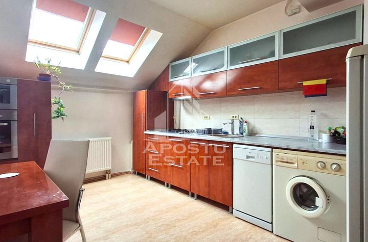 Apartament 2 camere decomandat la mansarda anunturi imobiliare Arad