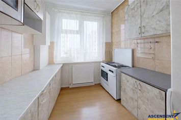 Apartament 3 camere de vanzare ASTRA - Brasov anunturi imobiliare Brasov