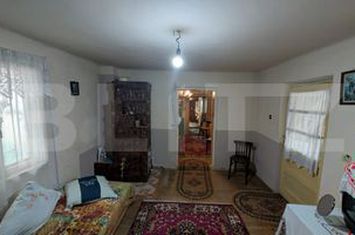 Casă - 3 camere de vanzare TARGOVISTE - Dambovita anunturi imobiliare Dambovita