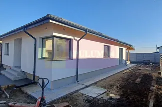 Casă 4 cam de vânzare Giurgiu - Sabareni