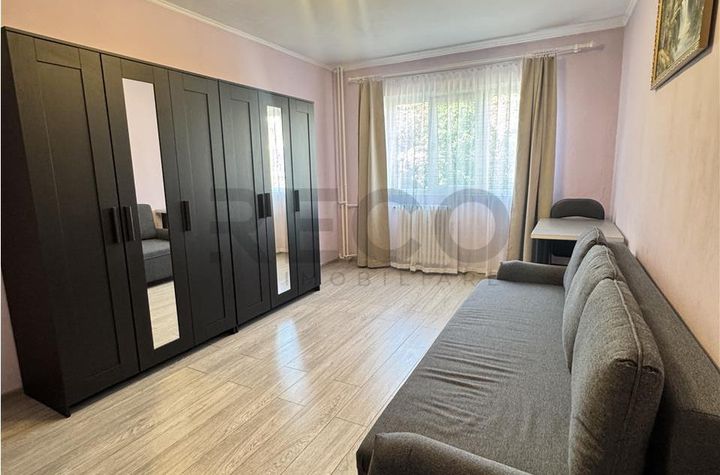 Apartament 2 camere de inchiriat CENTRAL - Bihor anunturi imobiliare Bihor