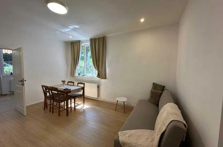 Apartament 2 camere de inchiriat SCHEI - Brasov anunturi imobiliare Brasov