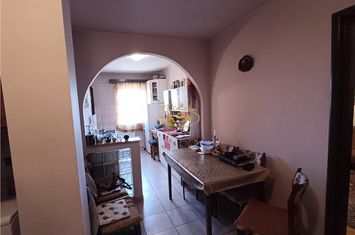 Apartament 2 camere de vanzare TOPLITA - Harghita anunturi imobiliare Harghita