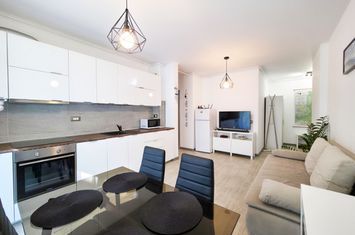 Apartament 3 camere de vanzare MAMAIA-SAT - Constanta anunturi imobiliare Constanta