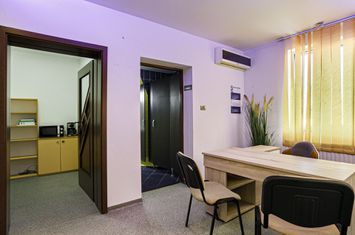 Spatiu de birou in zona excelenta Comision 0 anunturi imobiliare Arad