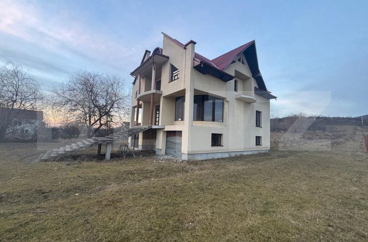 Vilă - 5 camere de vanzare BISTRITA - Bistrita-Nasaud anunturi imobiliare Bistrita-Nasaud