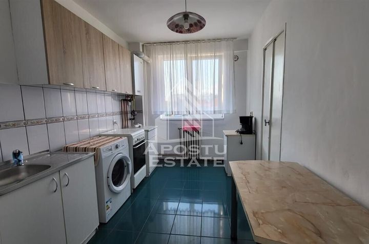 Apartament 3 camere, etaj intermediar, in zona Ultracentrala. anunturi imobiliare Timis