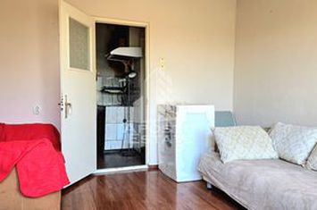Garsoniera Str Ursului Etaj intermediar anunturi imobiliare Arad