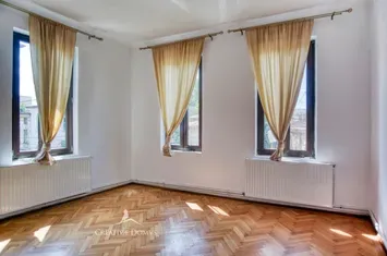 Spatiu birouri in vila, 3 camere, 71 mp / Cantemir - Budapesta anunturi imobiliare Bucuresti