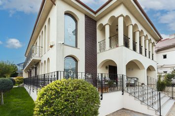 Vilă - 6 camere de vanzare CONSTANTA - Constanta anunturi imobiliare Constanta