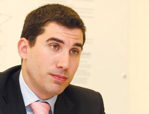 Brokerul Zilei   Solano Hercesa:"Este tot mai dificil sa conving actionarii sa investeasca in Romania"