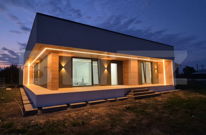 Casă - 3 camere de vanzare SUCEAVA - Suceava anunturi imobiliare Suceava