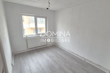 Apartament 2 camere de vanzare BUMBESTI-JIU - Gorj anunturi imobiliare Gorj