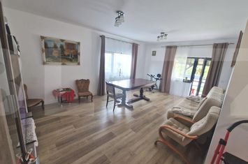Casă - 5 camere de vanzare MANASTIREA DOAMNEI - Botosani anunturi imobiliare Botosani
