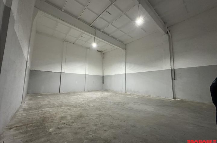Spațiu industrial de inchiriat CENTRAL - Bacau anunturi imobiliare Bacau