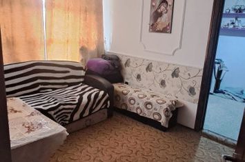Apartament 3 camere de vanzare VALEA ROSIE - Dolj anunturi imobiliare Dolj
