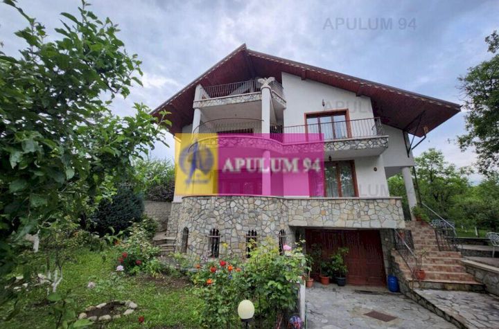 Vilă de vânzare în Cornu anunturi imobiliare Prahova
