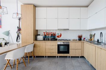Vilă - 5 camere de vanzare CENTRAL - Alba anunturi imobiliare Alba