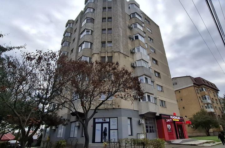 Eden Apartament cu 3 camere, centrala gaze, bloc stradal anunturi imobiliare Constanta