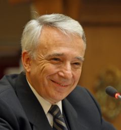 Veşti bune pentru cei care au credite în lei