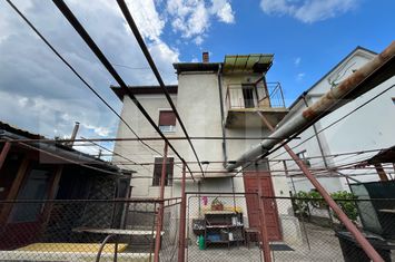 Vilă - 3 camere de vanzare CLUJ-NAPOCA - Cluj anunturi imobiliare Cluj