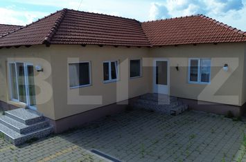 Casă - 3 camere de vanzare PETRESTI - Alba anunturi imobiliare Alba