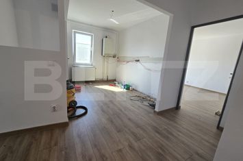 Apartament 3 camere de vanzare REGHIN - Mures anunturi imobiliare Mures