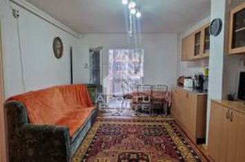 Apartament cu 3 camere, etaj 1, centrala proprie,  Lipovei anunturi imobiliare Timis