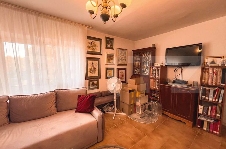 Apartament 3 camere de vanzare GIROCULUI - Timis anunturi imobiliare Timis
