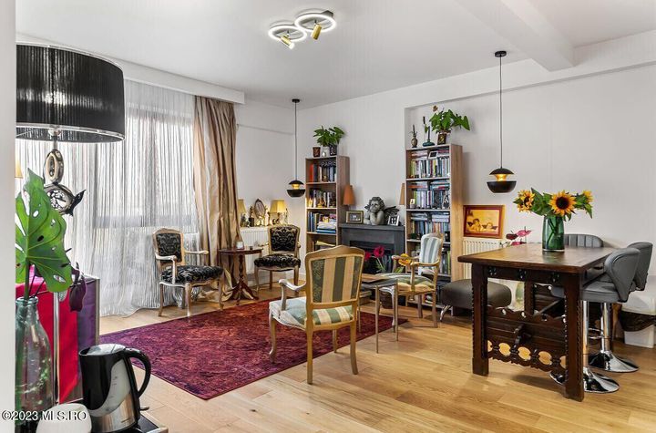 Apartament 3 camere de vanzare BANEASA - Bucuresti anunturi imobiliare Bucuresti