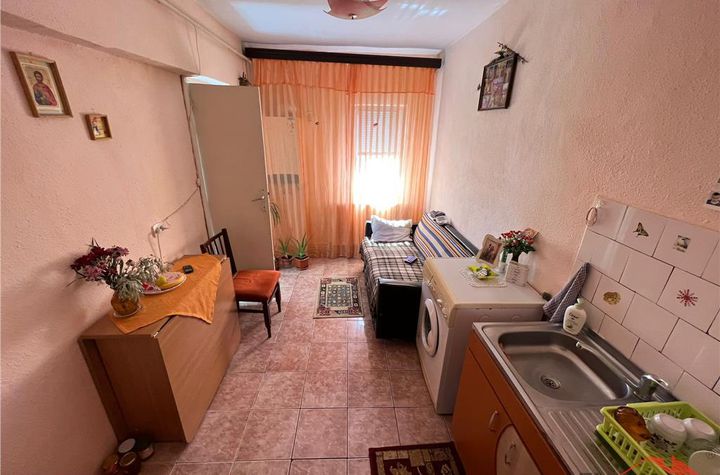 Apartament 2 camere de vanzare SUD - Vrancea anunturi imobiliare Vrancea