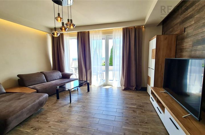 Apartament 3 camere de inchiriat TRACTORUL - Brasov anunturi imobiliare Brasov