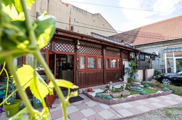Apartament central, strada Episcopiei cu loc de parcare Comision 0 anunturi imobiliare Arad