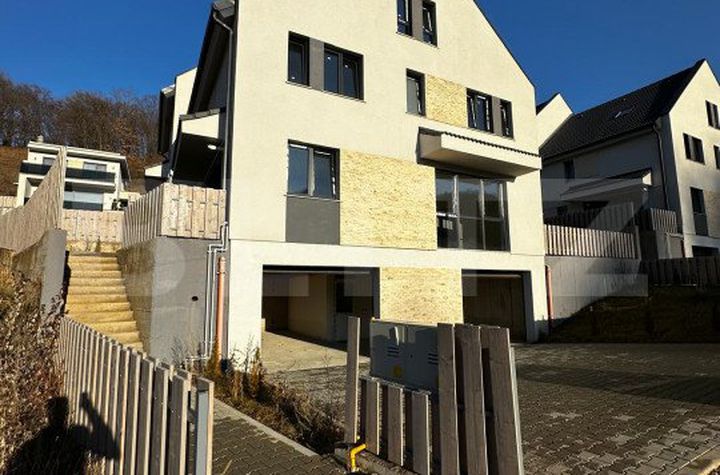Vilă - 4 camere de vanzare FLORESTI - Cluj anunturi imobiliare Cluj