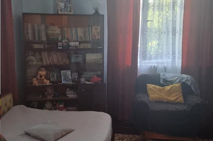 Casă - 3 camere de vanzare CENTRAL - Valcea anunturi imobiliare Valcea