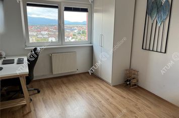 Apartament 3 camere de vanzare VASILE AARON - Sibiu anunturi imobiliare Sibiu
