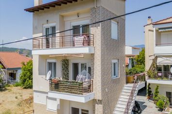 Mezonetă 95 mp în Stavros, la 250 m de mare anunturi imobiliare Grecia