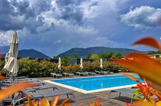 Spațiu comercial de vânzare Arges - Poienari (Corbeni)