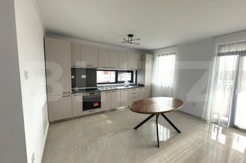 Vilă - 4 camere de inchiriat CETATE - Alba anunturi imobiliare Alba